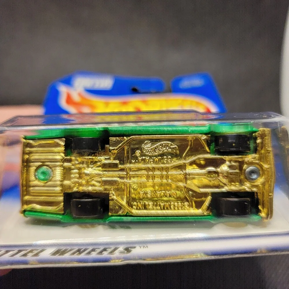 Hot Wheels #955 '65 Impala Pin Stripe Power Series 3 of 4 1998 Die Cast